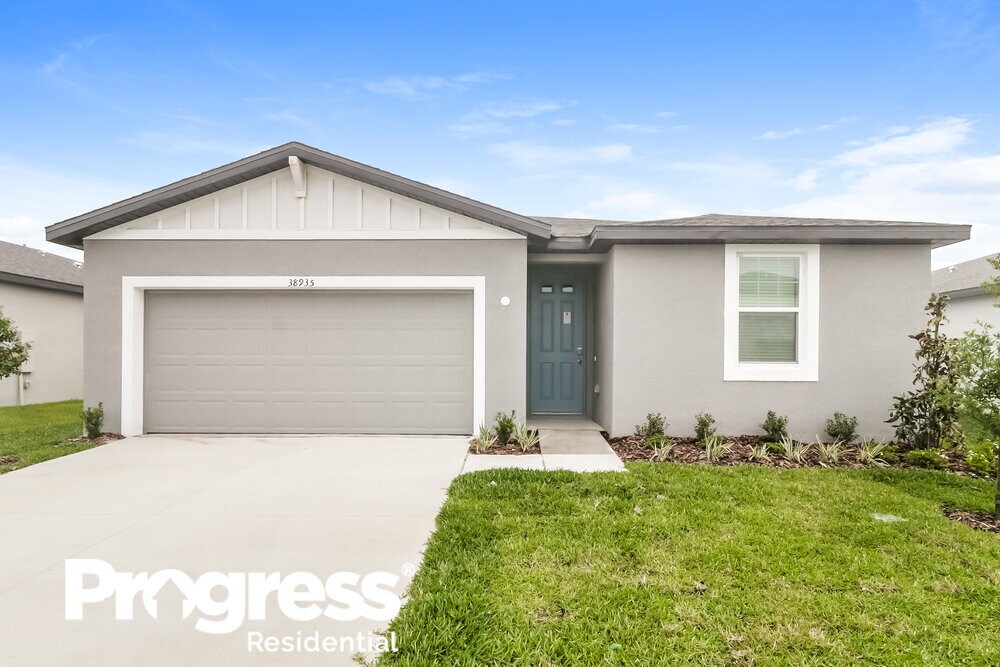 38935 Harlow Rose Dr, Zephyrhills, FL 33540 House Rental in