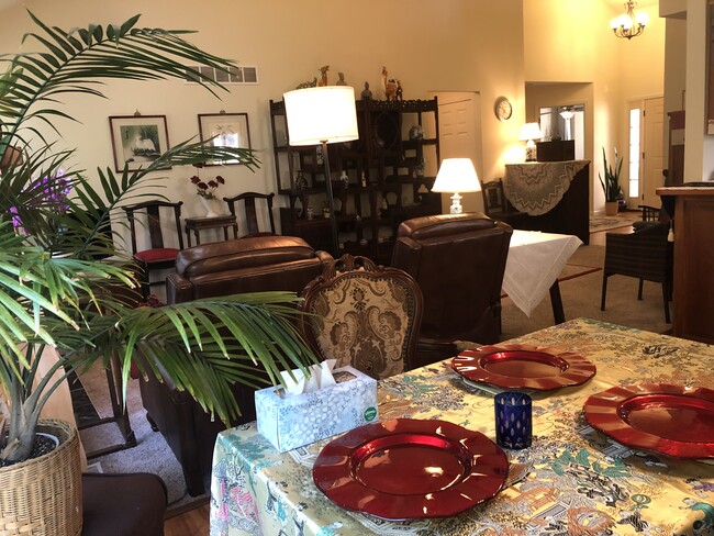Foto del edificio - 59635 Twin Pines Dr
