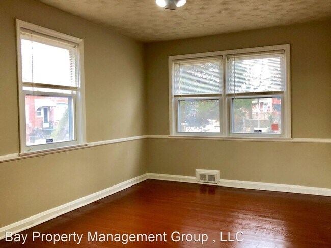 Building Photo - 3 br, 1.5 bath House - 1565 Winston Ave