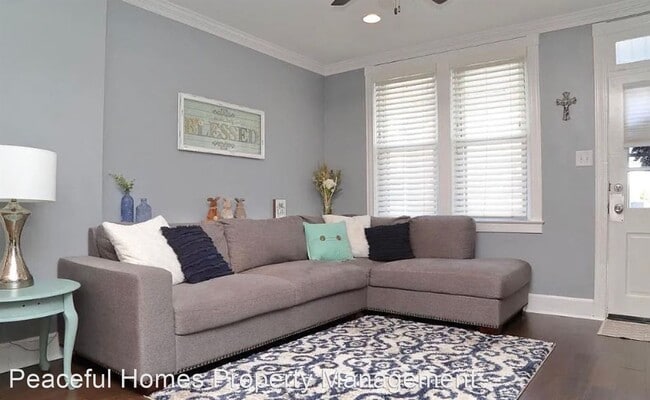 Foto del edificio - 3 br, 1 bath House - 230 E Liberty St
