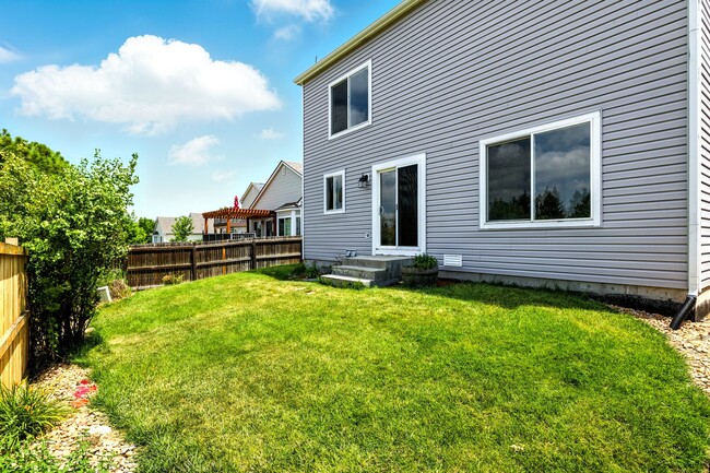 Building Photo - 5613 S Sicily Cir