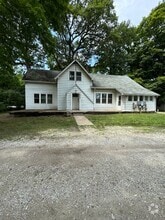 Building Photo - 2200 IN-26