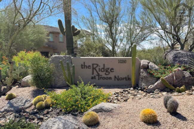 Foto del edificio - 2Bed/2Bath 2nd Floor Condo in North Scottsdale! Ready for Immediate Move-In! -- Gated Community! ...