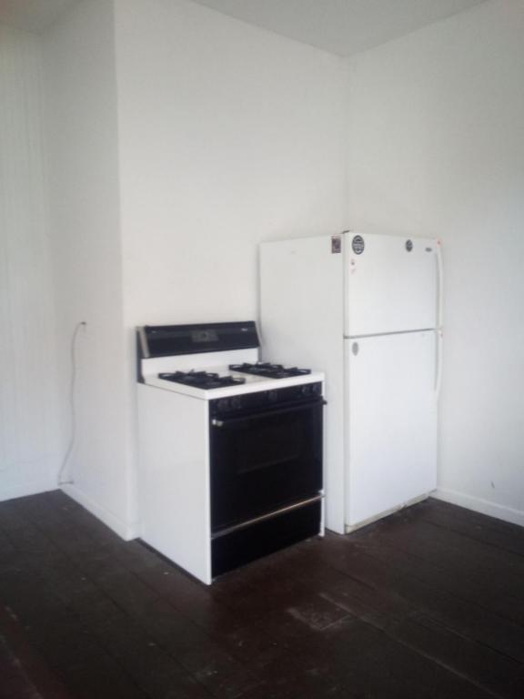 Foto del edificio - 118 E Railroad, Apt#8-Apt#8