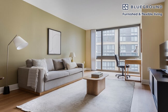 Building Photo - 415 L St NW