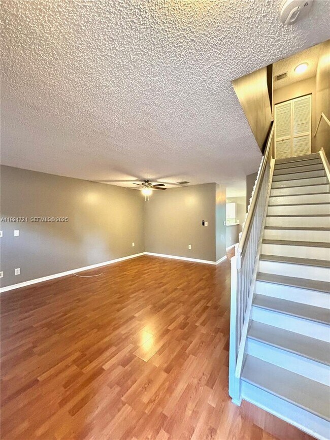 Building Photo - 6965 NW 173rd Dr