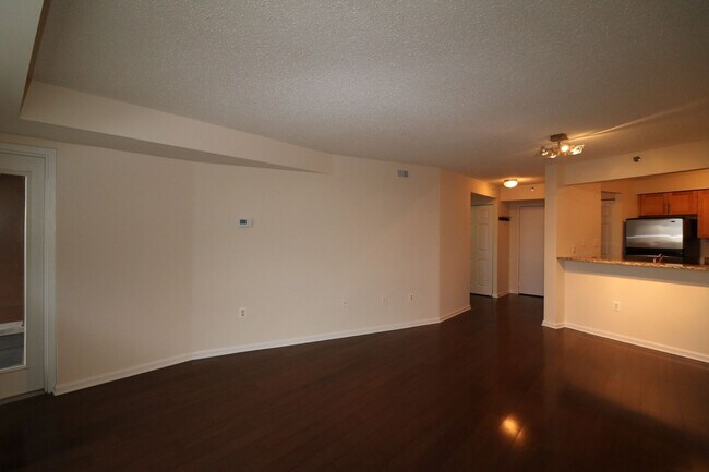 Foto del edificio - Spacious 2BD/1BA Condo with Glorious Views!