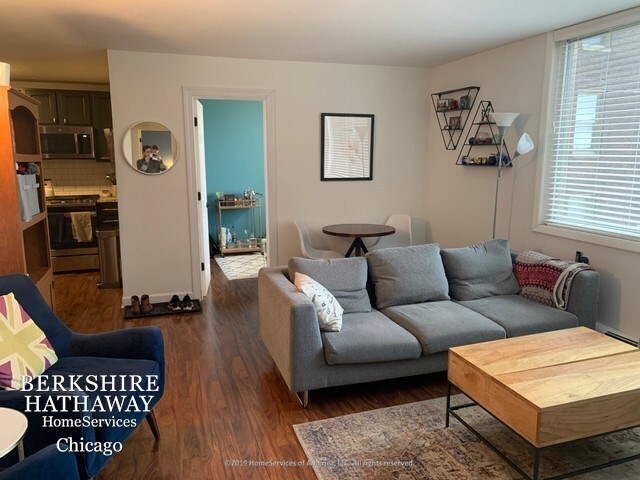 Foto del edificio - 2144 N Lincoln Park West Ave