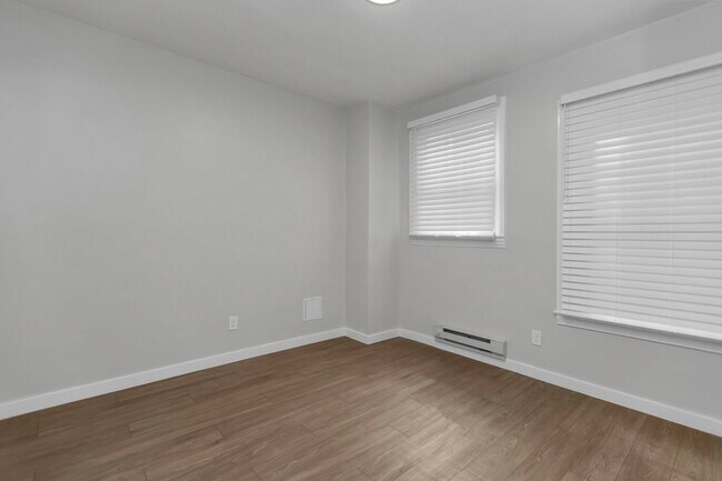 Interior Photo - 1450 Golden Gate