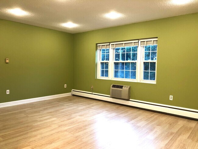 Foto del edificio - 780 Willard St