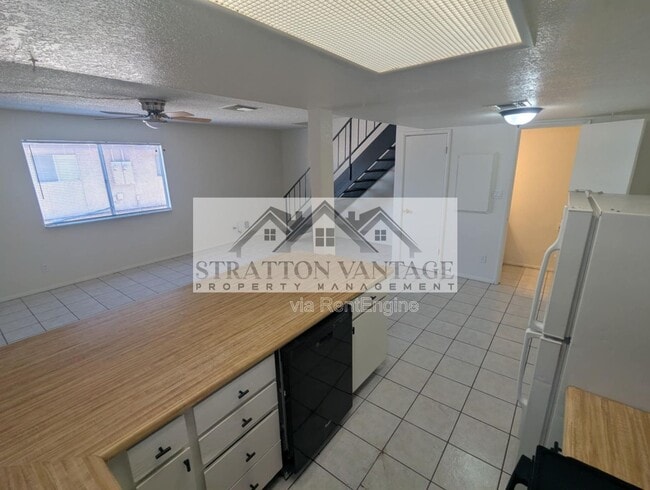 Foto del edificio - 545 W 16th Ave