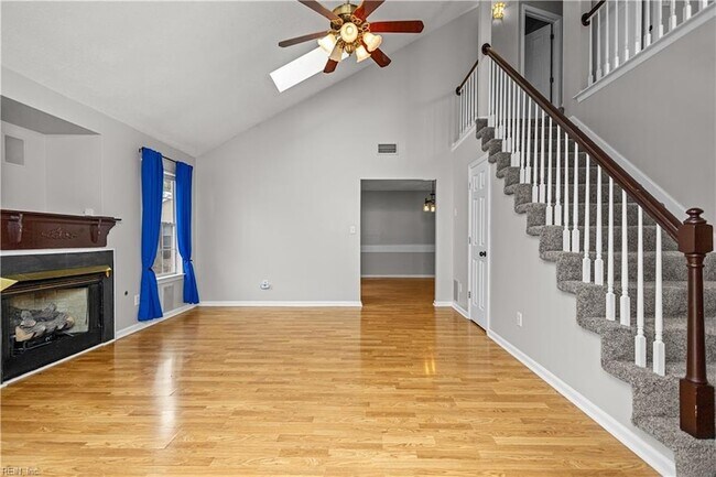 Foto del edificio - 1523 Orchard Grove Dr