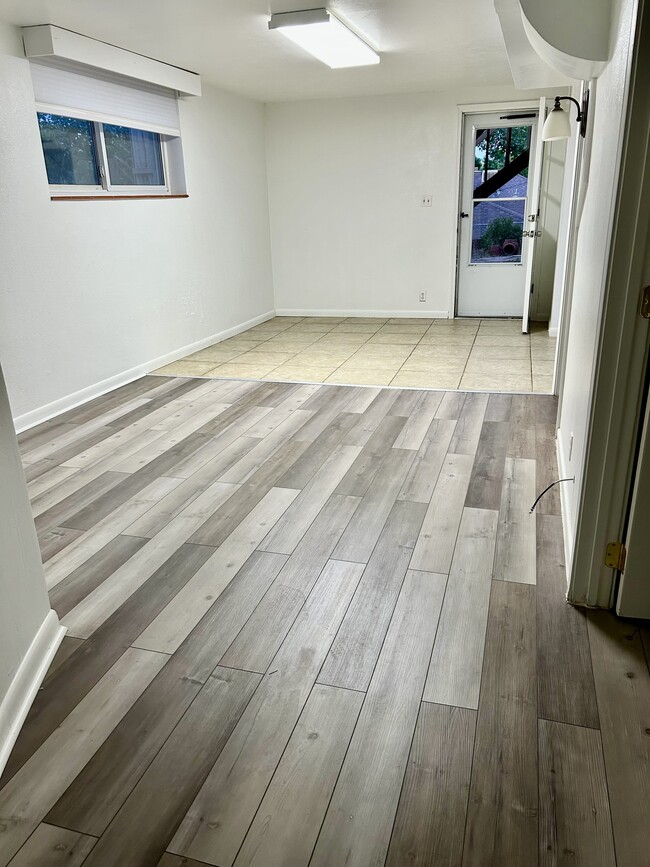 Building Photo - 4995 S Inca Dr
