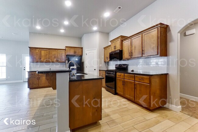 Foto del edificio - 6010 NW Meade St