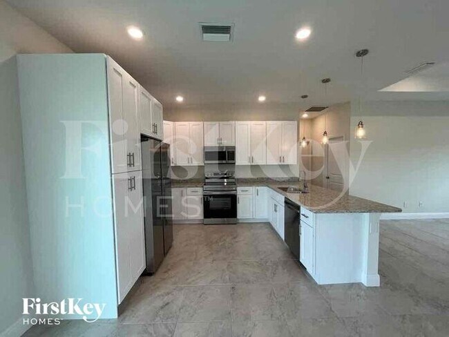 Foto del edificio - 633 NW 28th St