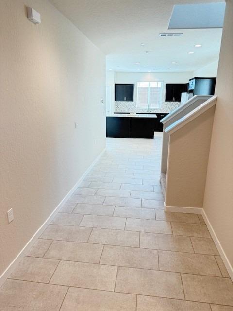 Building Photo - 2865 E Escarpa Dr