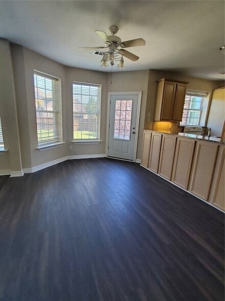 Photo - 7420 Hillshire Ln House