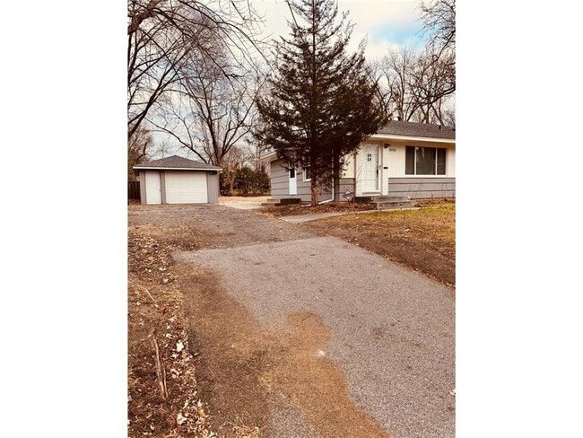 Foto del edificio - 10701 Vincent Ave S