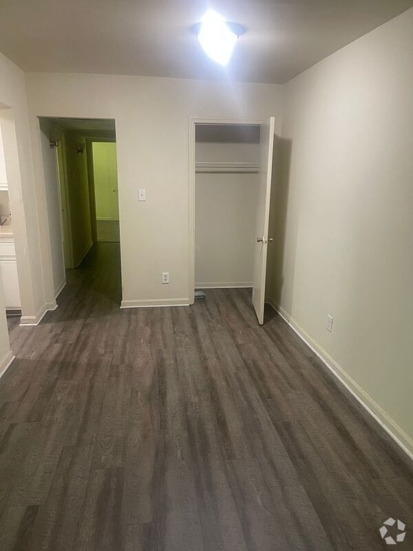 Belmont Apartments for Rent with a Yard Hopewell, VA 1 Rentals