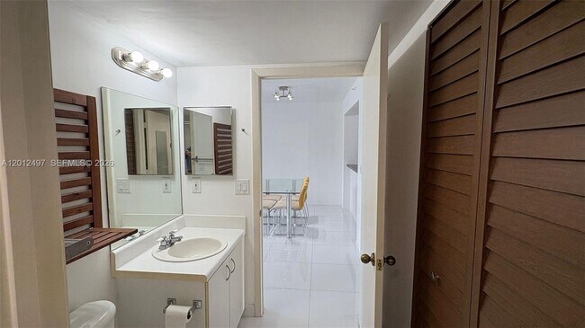 Foto del edificio - 9560 Weldon Cir