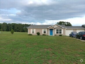 Building Photo - 663 NC-56