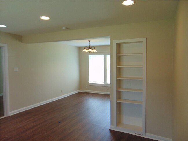 Building Photo - 101 Darden Hill Rd