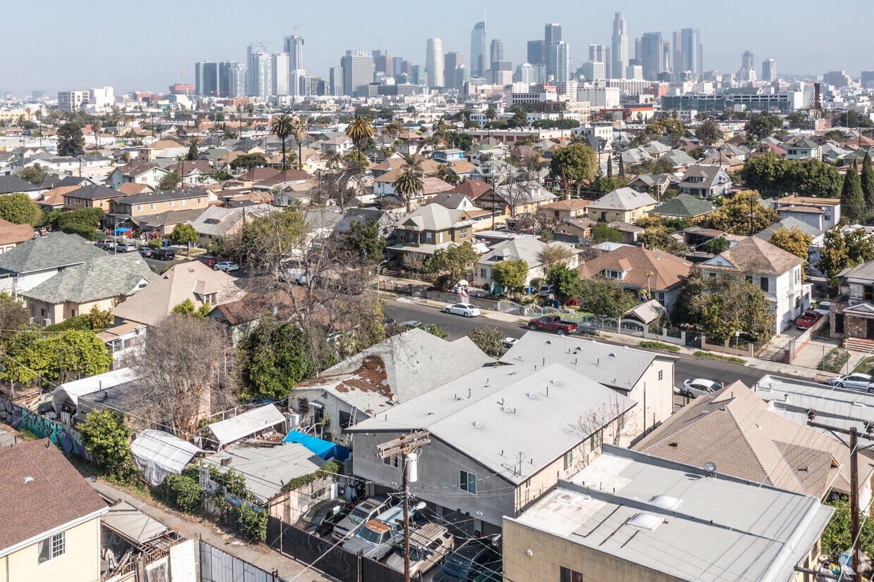Aerial View - 1046-1048 E 23rd St