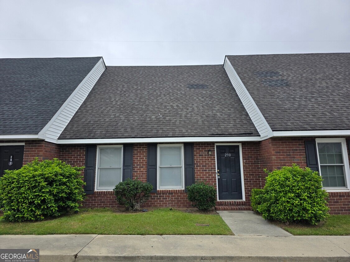 Foto principal - 230 Lanier Dr