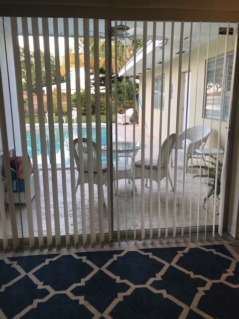 Foto principal - 10911 NE 9th Ct