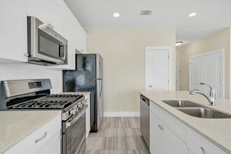 Building Photo - 314 Alamar Knot Way