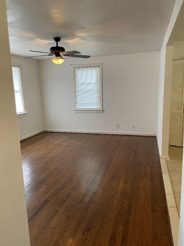 Building Photo - 2212 Beau Ln