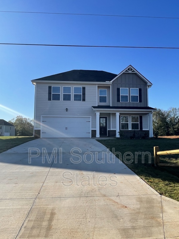 Building Photo - 174 Emory Rd