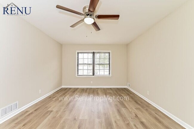 Foto del edificio - Now Available! 3 bed 2 bath!