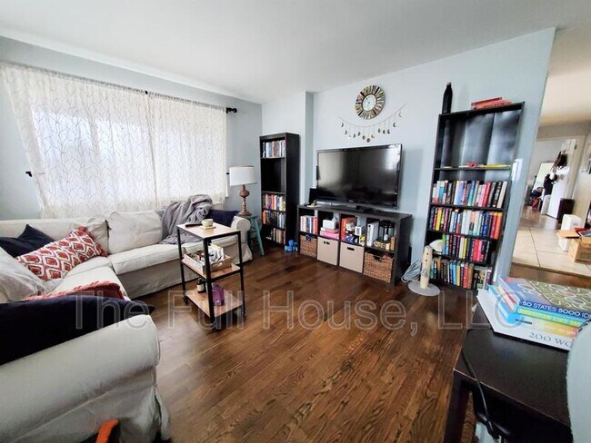 Foto del edificio - 5165 Stanton Ave