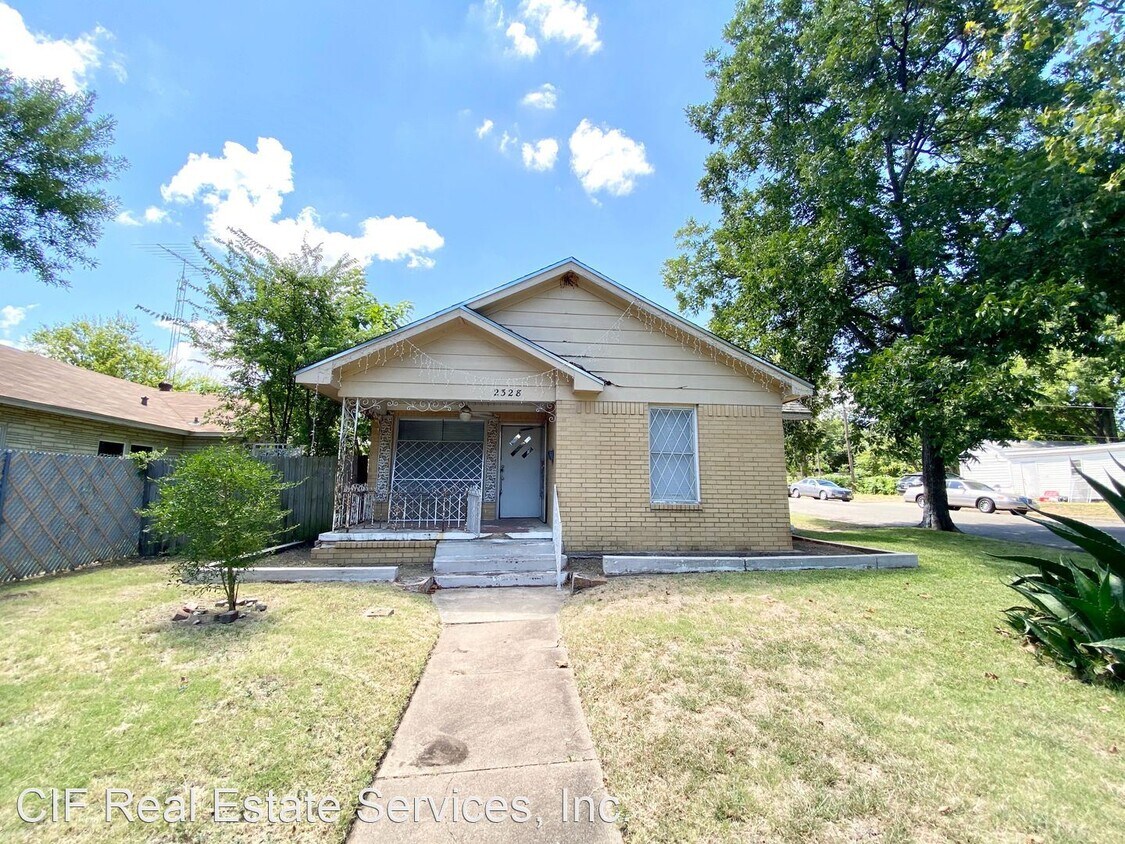 Foto principal - 3 br, 2 bath House - 2328 McFerrin Ave.