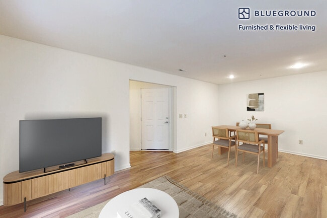 Building Photo - 10608-E Kitty Pozer Drive-SI FL2-ID8905A