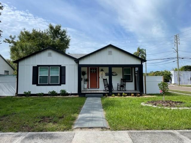 Foto principal - 3646 6th Ave N