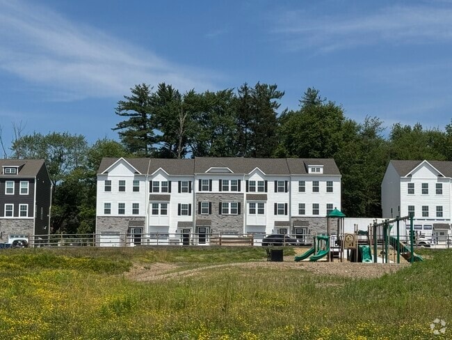 Building Photo - 136 Bell Ct