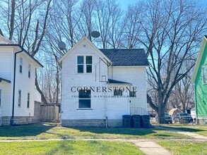 Building Photo - 1425 4th Ave N