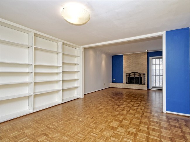 Foto del edificio - 3613 Las Colinas Dr