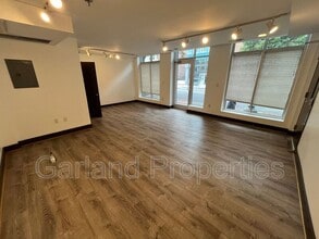 Building Photo - 110 Campbell Ave SE