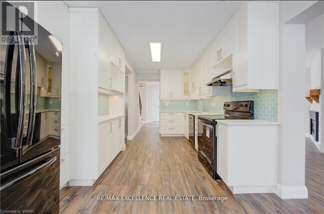 Photo du bâtiment - 30 Green Valley Dr