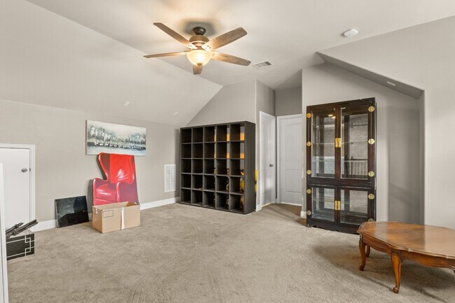 Building Photo - 25218 Lockspur Dr