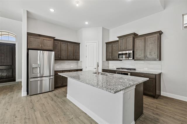 Foto del edificio - 739 Waterbrook Pkwy