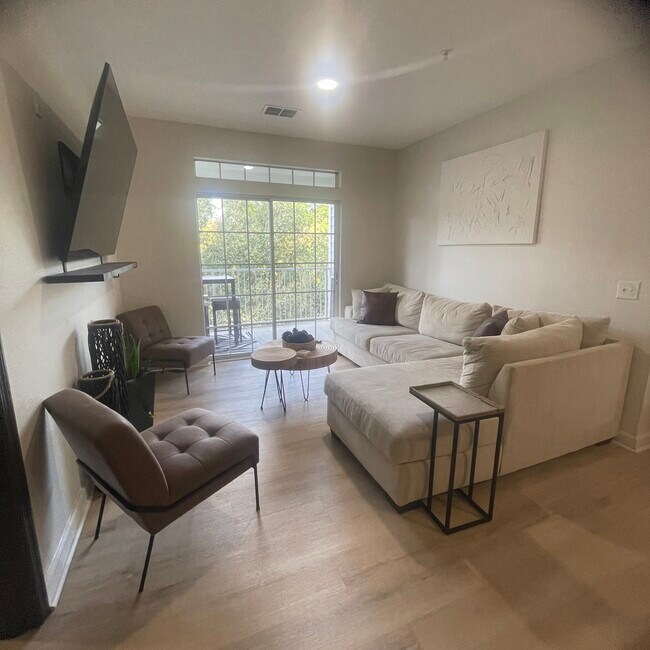 Building Photo - 3176 Feltrim Pl