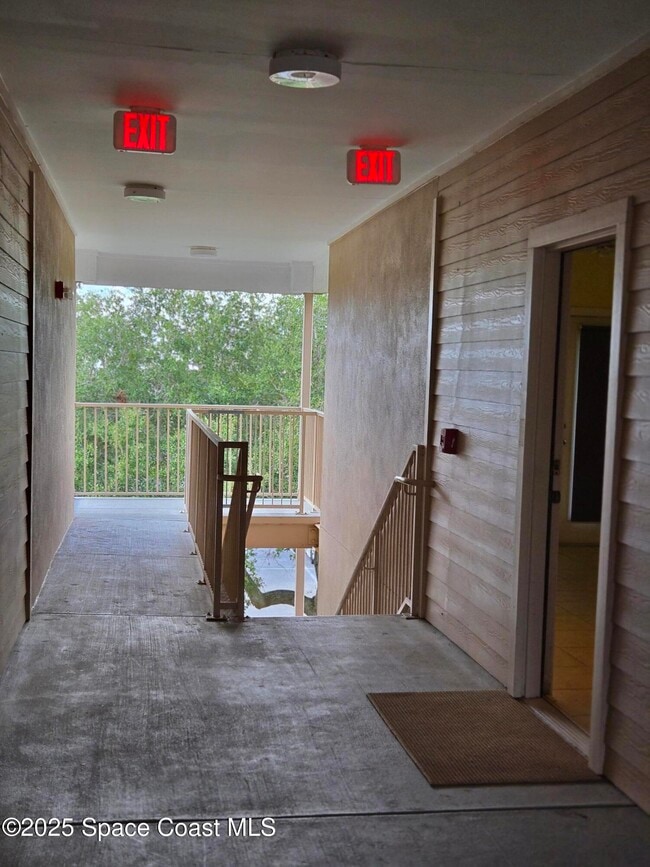 Building Photo - 6440 Borasco Dr