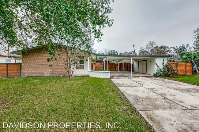 Building Photo - 2 br, 2 bath House - 511 E Hathaway Dr