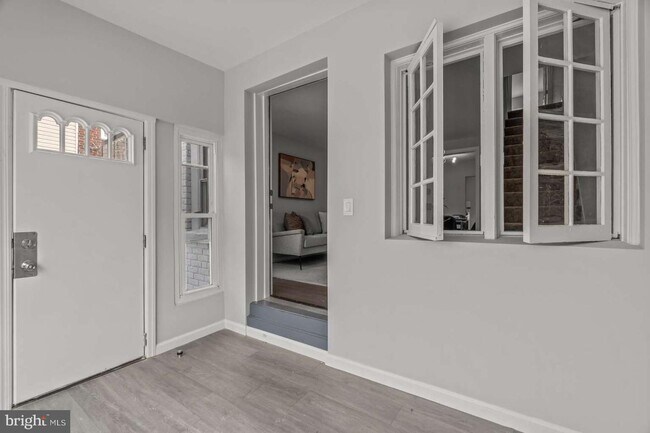 Foto del edificio - 6460 Musgrave St
