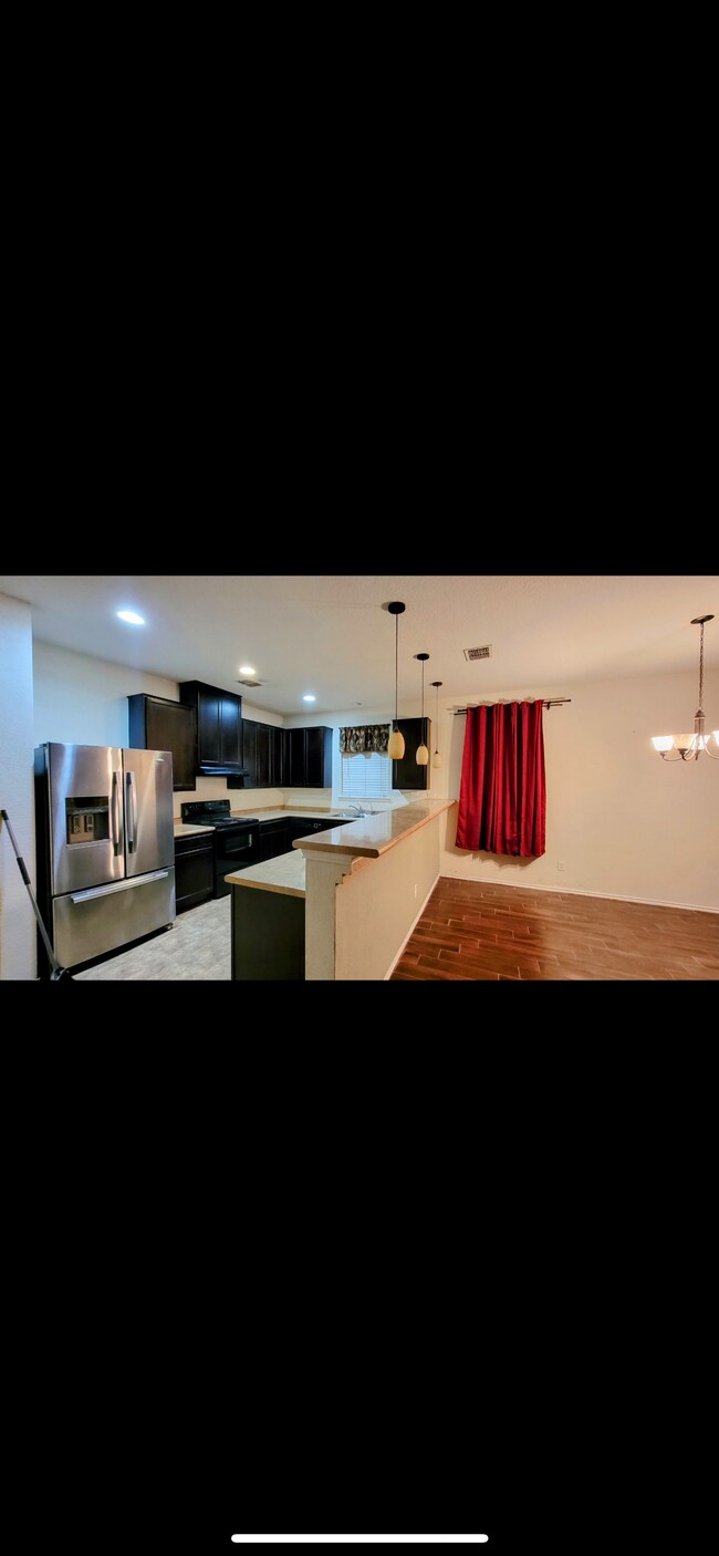 Foto del edificio - 13126 Piper Sonoma