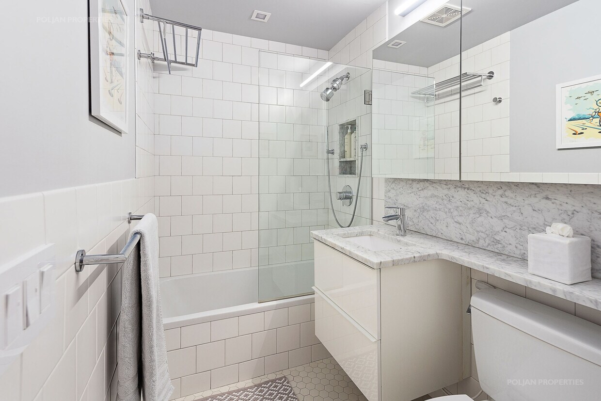 415 Argyle Rd Unit 5C, Brooklyn, NY 11218 Condo for Rent in Brooklyn